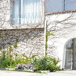 Creativity House Of Bas Varna - Free Parking Hotel